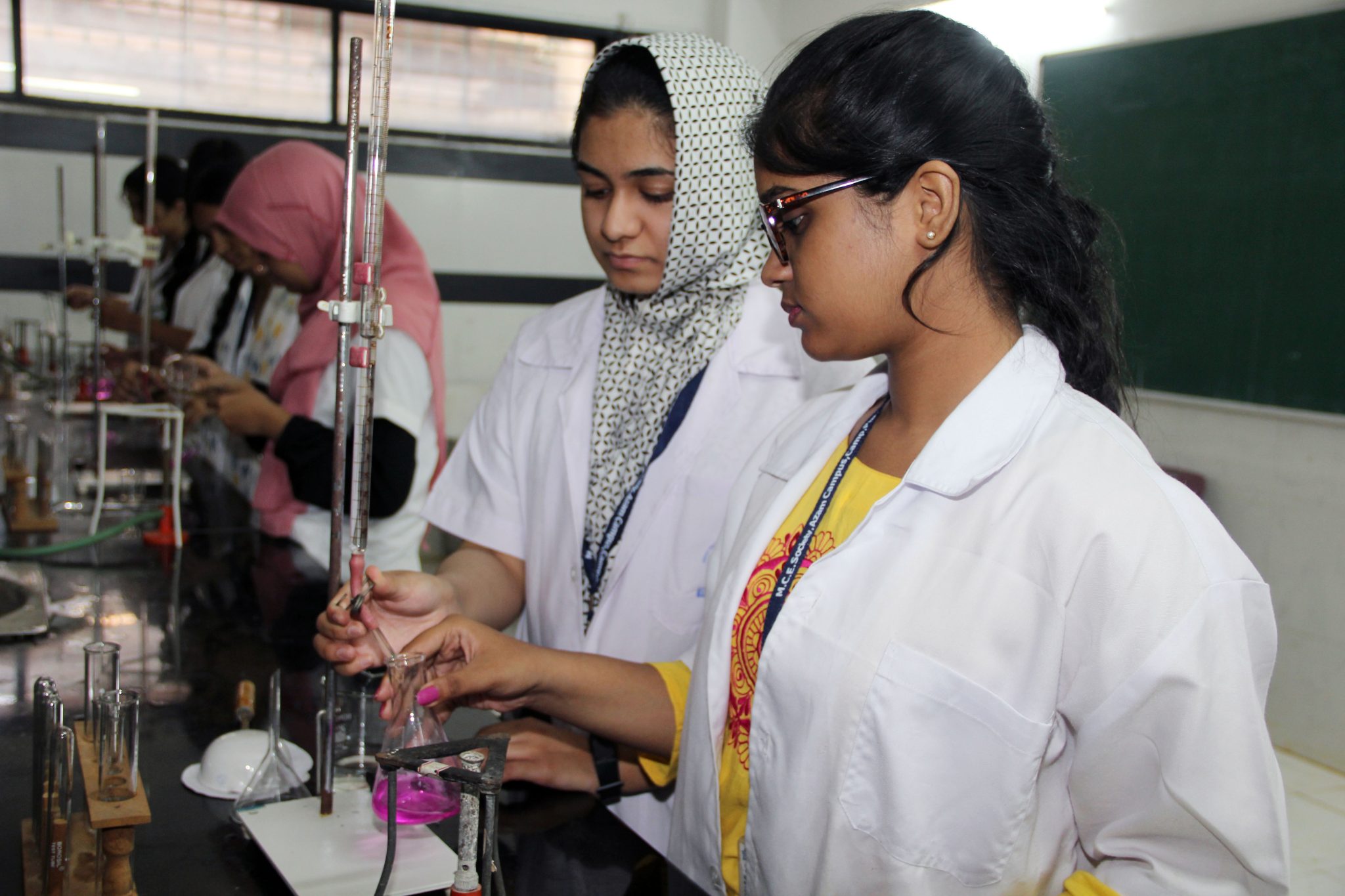 Laboratory Facility 10