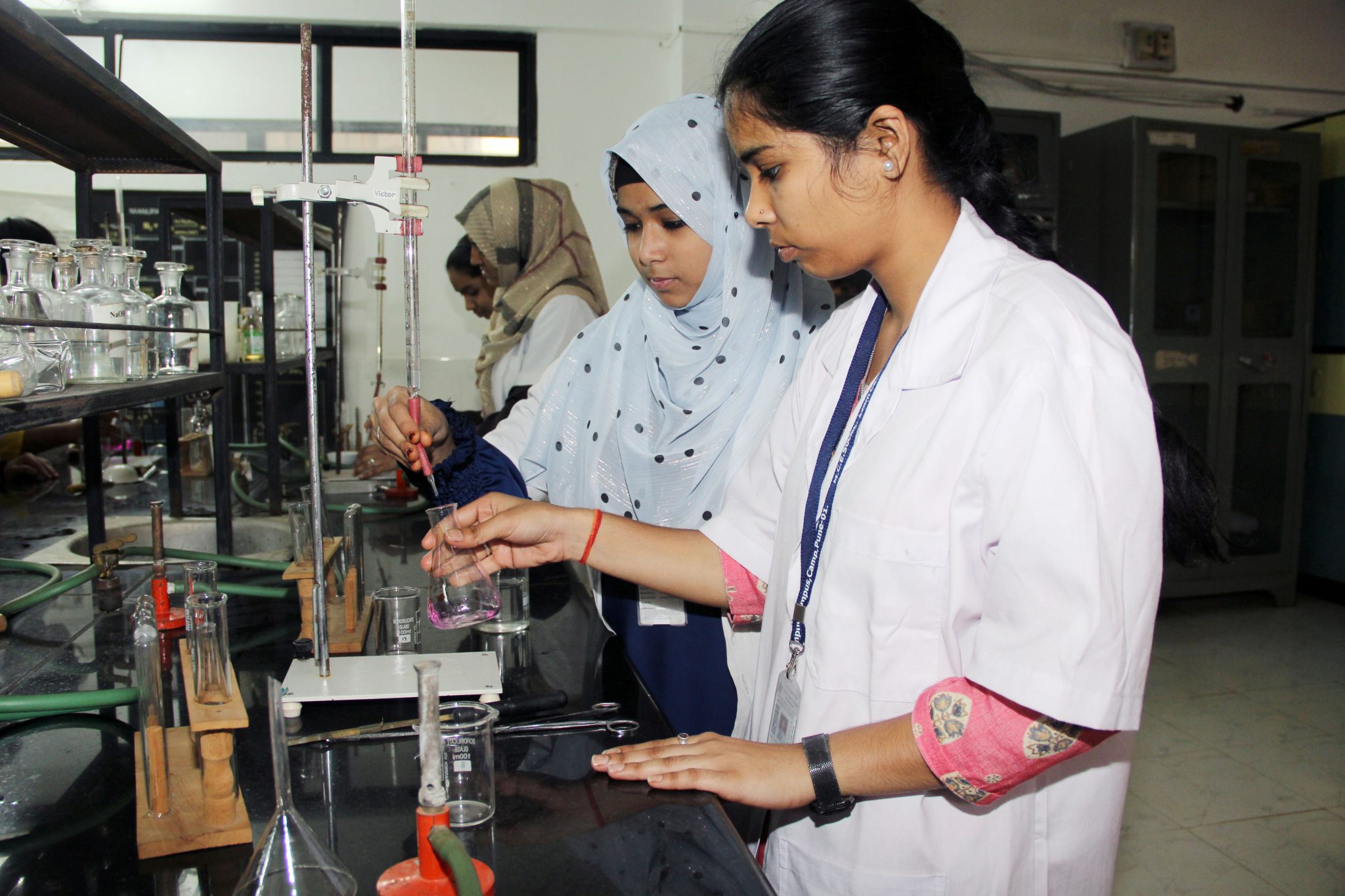 Laboratory Facility 4